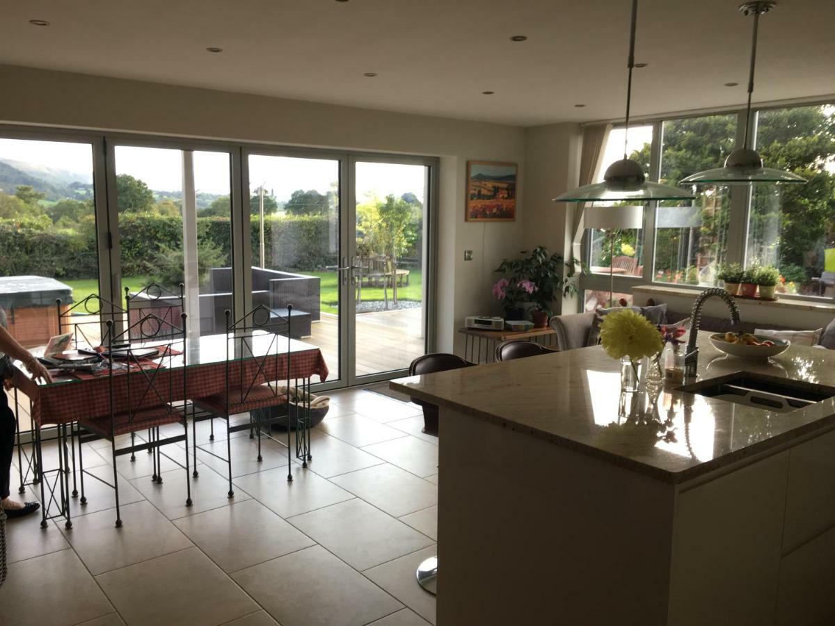 Rhyd Lydan Bed & Breakfast Newtown  Eksteriør bilde
